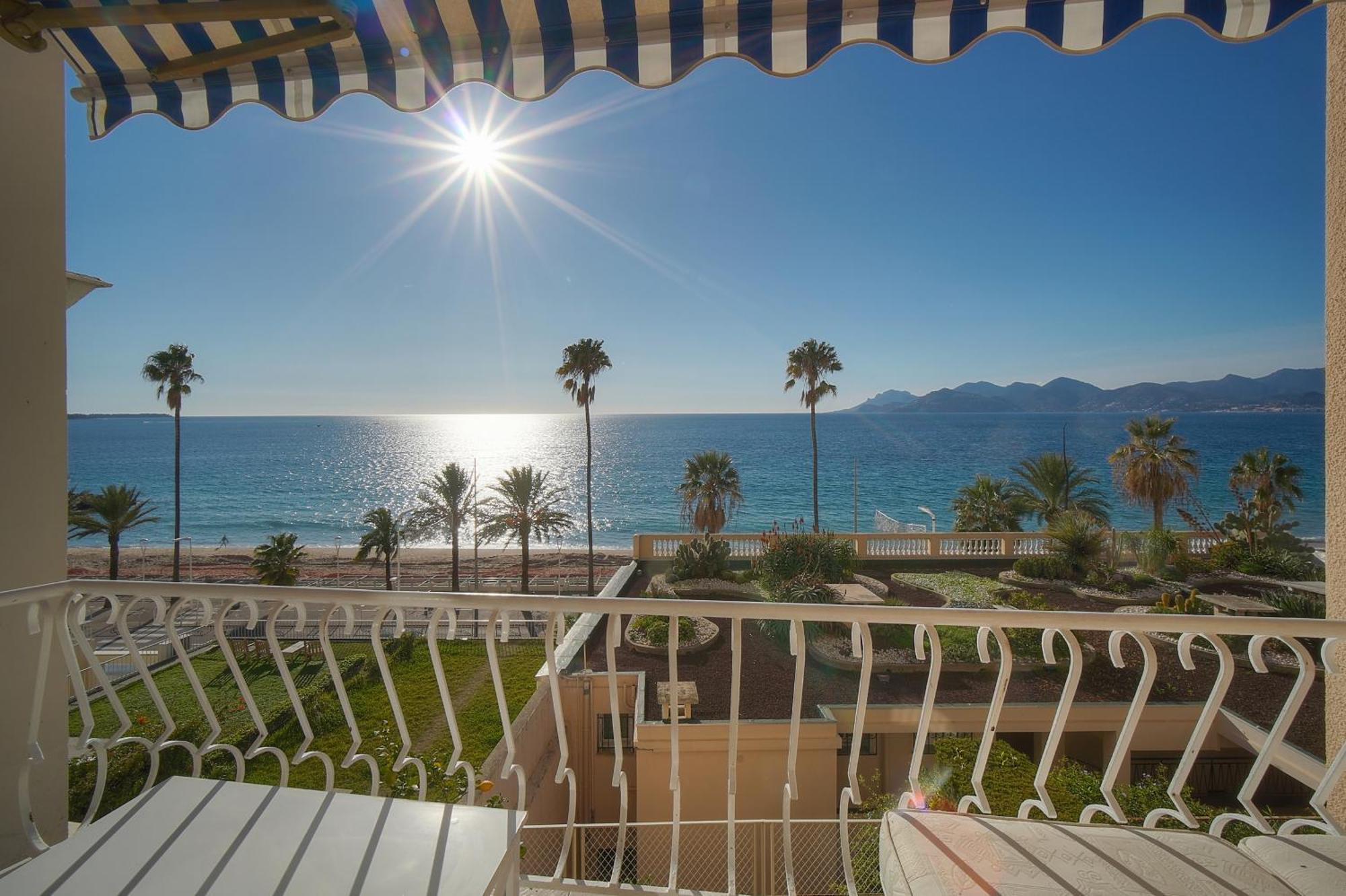 Sab -terrasse Front De - Vca Cannes